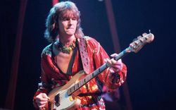 CHRIS-SQUIRE_resize.jpg