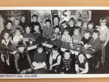 Mrs Fleck's P1 class in 1975
