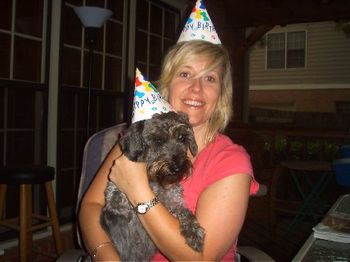 My gorgeous sis-in-law Jen (Mike's wife) with sweet smellin' pup Benny...my mutt-in-law!  His 1st B-day.
