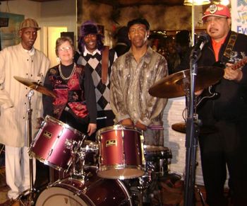 Larry Taylor Blues & Soul Band, Good Times Lounge New Year 2012: Larry, Bonni, Barry, Wes, Ice Mike
