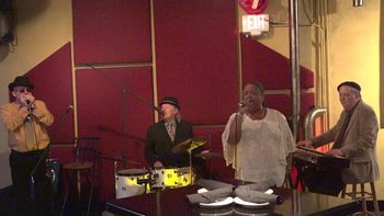 Jazz't Tapas (Savannah, GA) with special guests Kyle Yardley (harp), LaVerne Smith (vocals)

