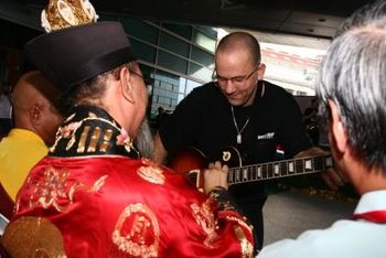Jammin' with the Chinese Leader
