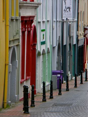 I was enchanted by the color I saw everywhere.  This is a side street off the main drag in Waterford
