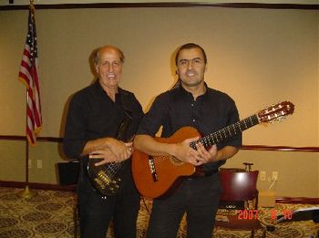 A duo with brazilian bassist Jose Marino at the Burbank Public Library (2007).
