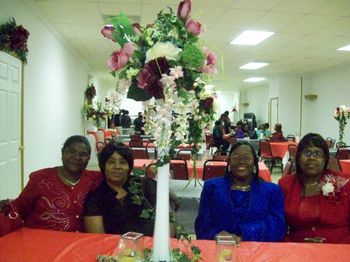 Peggy, DeeDee, Pat & Nearlean getting ready to enjoy a feast in Rosedale MS at Changing Your World Ministries Church
