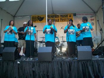 Bell Singers giving God some Praise at the Memphis Music Heritage Festival
