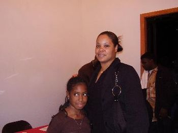 Quitta Curry (Bell Singers Booster Club Member) with Daughter Quisha
