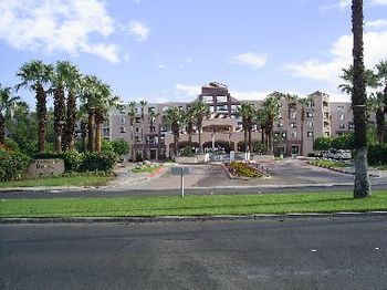 Wynham Palm Springs
