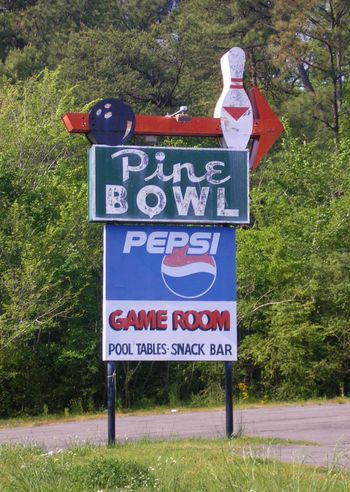 Pine Bowl, Fultondale, Alabama. April, 2006.
