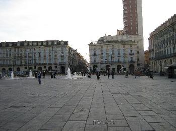 one of the city "squares" in Torino

