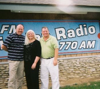 Tom and Cheryl Dalton with WCGW 770's Bruce Edwards
