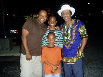 Syd w/ his Fam, Jermain & Caleb along with Michael B. Holden (Mandrill bassist) in Annapolis, MD on Mandrill 2008 Tour!
