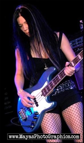 Kathouse Bassist Jeanette Jones
