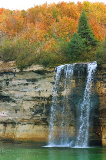 2021-Pictured Rocks - Spray Falls
