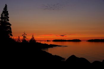 2022-IRNP-Lake Superior Dawn 2
