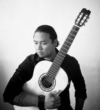Don Soledad - Flamenco Guitarist/Writer, performs flamenco and original pieces on classical guitar. 