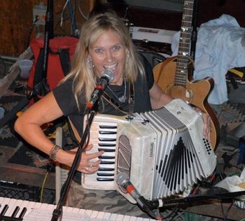 Accordion Mary at the Little Bear!
