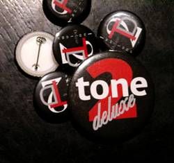 2 Tone Deluxe
