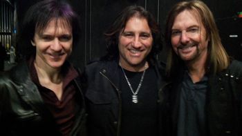 Lawrence Gowan,Gustavo & Ricky Phillips of STYX. Incredible show Guys \m/,
