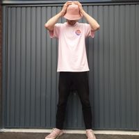 EXCLUSIVE Pink lil' logo t-shirts