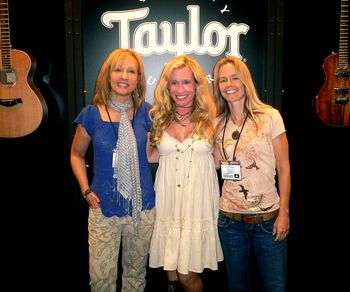 The Chicas after our acoustic show in the Taylor Guitar room NAMM 2008!
