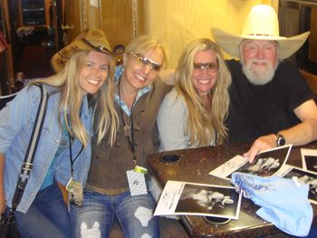 Mr. Charlie Daniels and the gals! :)
