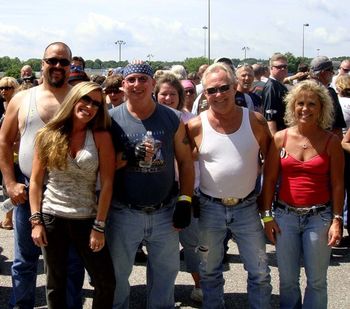 Ya think one of these guys would give me a ride? ;)  