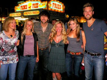 After the show @ the Jackson Apple Festival with Lady Antebellum!
