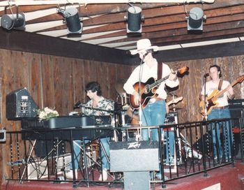 Honky Tonkin' in South Jersey back in the day (1981?)
