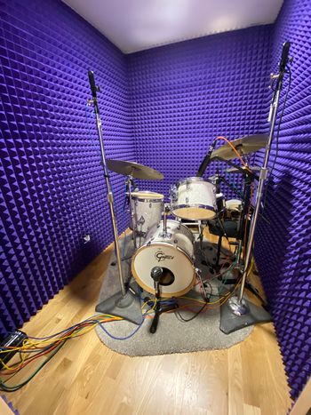 Drum Room w/Vintage Gretsch
