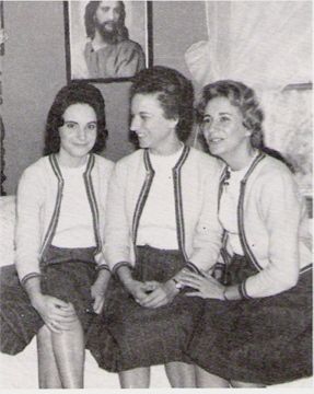 Carol,Dora and Peg in early years

