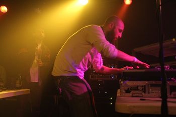 :::JeReMy SoLe puTTin iT Down @ tHe 4OneFunKtioN:::
