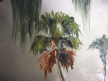 Close up details of the knife-made palm tree
