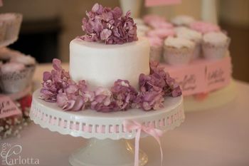 Small Wedding Cutting Cake
