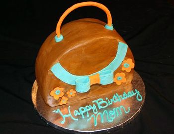 Purse birthday cake
