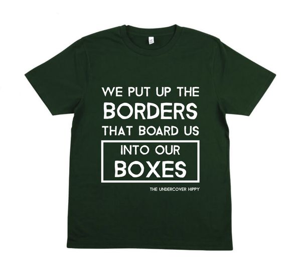 Borders Tee - Bottle Green