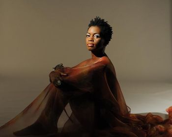 Artist: Fola Featured on 'Phenomenal Woman'. Contact: http://www.folasmusic.com
