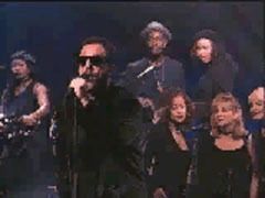Billy Joel's VH1 All About Soul video, Lisa as BGV singer
