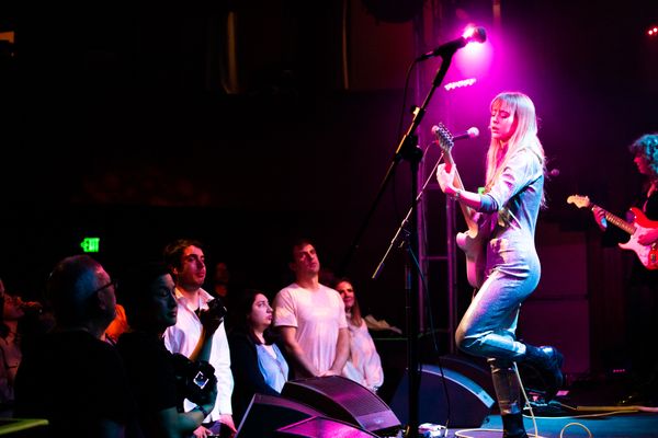 Noah Vonne at the Troubadour. Photo by Coconut Spaceship.