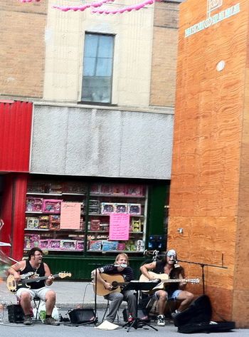 There are bands and buskers all over Montreal!
