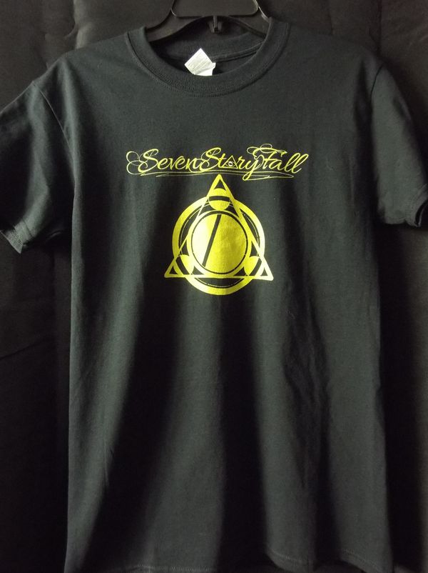 Black & Gold Large 7SF Logo t-shirt (unisex)