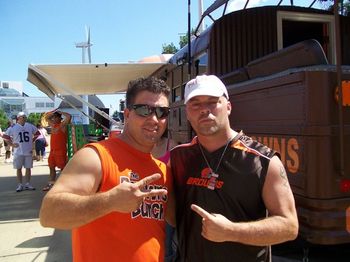 The WINNER OF BEST BROWNS BACKER VEHICLE-BrownsBunch,Chris Wentz! Family Day at Cleveland Browns Stadium 2010 BROWNS SEASON

