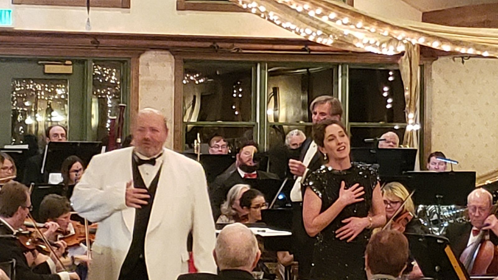 Annie Davidson Sings