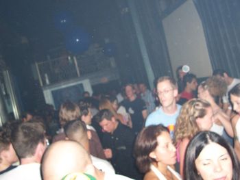 The Crowd @ WMC Household Party CluB Blue 2005
