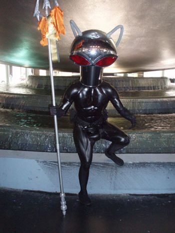 The BLACK MANTA rises from the depth,..... of a 6inch deep fountain.

