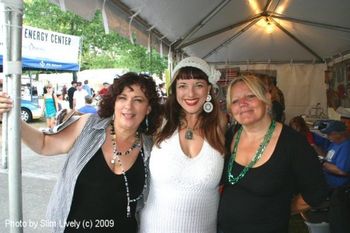 Lucy,Candye Kane,& Nadine Colb @ Safeway Waterfront Blues Festival 2009
