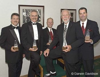 Doyle Lawson and Quicksilver 2006 IBMA Awards. L-R Mike Hartgrove, Terry Baucom, Jamie Dailey,Doyle Lawson, Darren Beachley. Vocal Group of The Year

