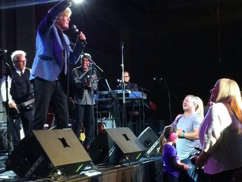 2014 NYC Peter Noone with Mark Rivera on sax
