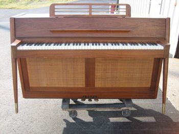 1963 Baldwin Acrosonic, I wish I had more of these, aparently they are pretty rare.
