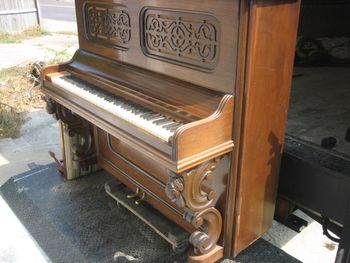 1860 Antique upright, we have been unable to pin down a brand name, just a serial number.Almost no metal parts in the action except the pins/springs. Super nice
